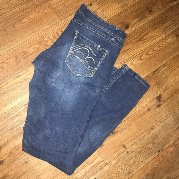 Jeans - Picture 1 of 3